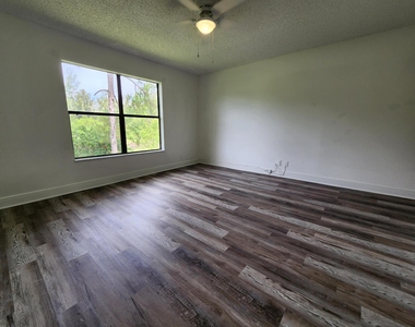 1461 Windorah Way - Photo Thumbnail 23
