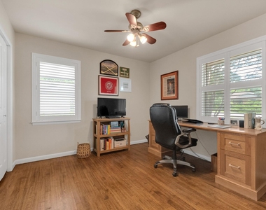 1815 Oates Drive - Photo Thumbnail 16