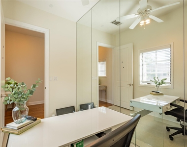 3210 Carlisle Street - Photo Thumbnail 17