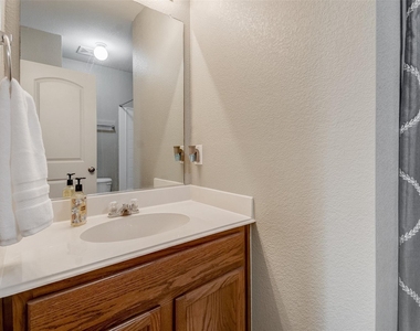 3505 Copper Ridge Drive - Photo Thumbnail 13