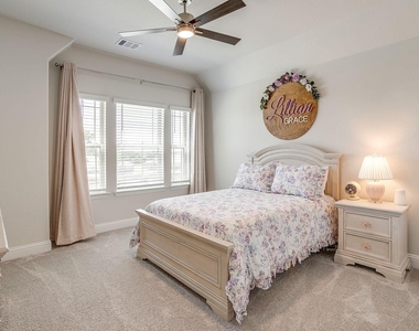 128 Kingfisher Lane - Photo Thumbnail 25