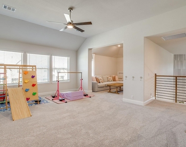 128 Kingfisher Lane - Photo Thumbnail 15