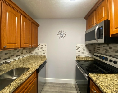 4140 Nw 90th Avenue - Photo Thumbnail 12