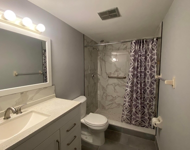 4140 Nw 90th Avenue - Photo Thumbnail 9