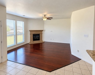 6344 Ferncreek Lane - Photo Thumbnail 3