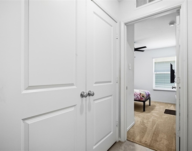 9609 Lightfoot Road - Photo Thumbnail 22
