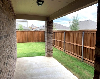2449 Evening Stone Drive - Photo Thumbnail 29