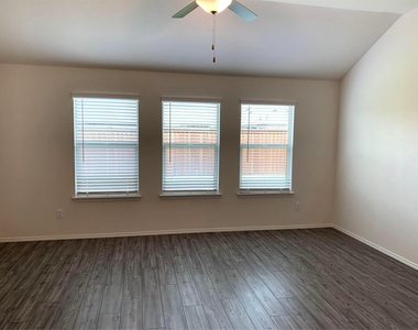 2449 Evening Stone Drive - Photo Thumbnail 24
