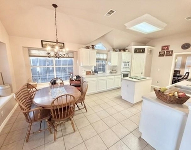 2508 Kariba Lane - Photo Thumbnail 1