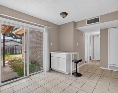 3812 Walnut Drive - Photo Thumbnail 16