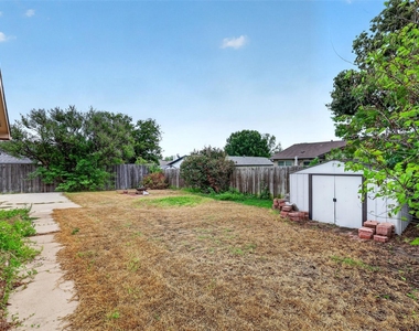 3812 Walnut Drive - Photo Thumbnail 32