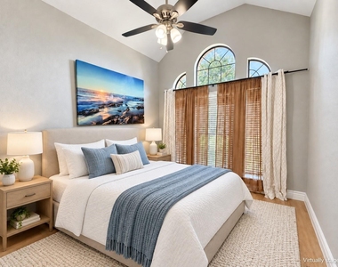 1123 Emily Lane - Photo Thumbnail 15