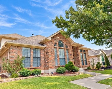 1123 Emily Lane - Photo Thumbnail 1