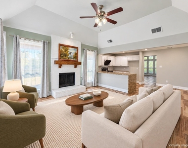 1123 Emily Lane - Photo Thumbnail 11