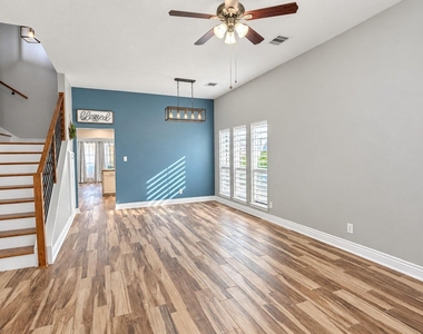 1123 Emily Lane - Photo Thumbnail 2