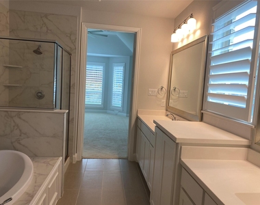 409 Caddo Ridge Lane - Photo Thumbnail 16