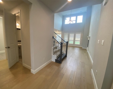 409 Caddo Ridge Lane - Photo Thumbnail 21