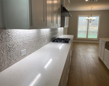 409 Caddo Ridge Lane - Photo Thumbnail 11