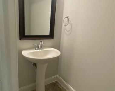 409 Caddo Ridge Lane - Photo Thumbnail 7