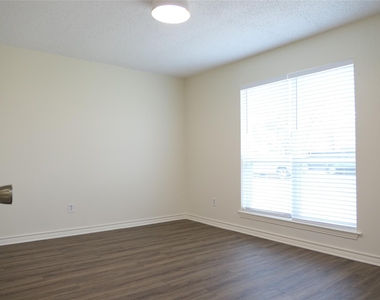 6490 Argo Street - Photo Thumbnail 4