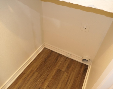 6490 Argo Street - Photo Thumbnail 25