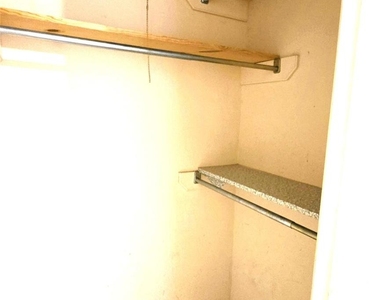 1821 Trowbridge Street - Photo Thumbnail 12