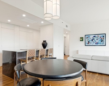 3030 Mckinney Avenue - Photo Thumbnail 9