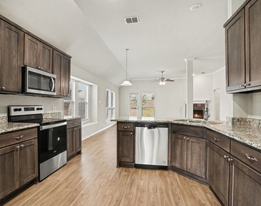 429 Tobin Drive - Photo Thumbnail 5