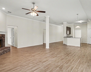 429 Tobin Drive - Photo Thumbnail 1