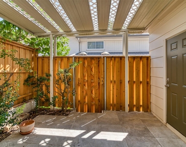15924 Coolwood Drive - Photo Thumbnail 25