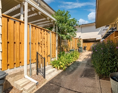 15924 Coolwood Drive - Photo Thumbnail 29