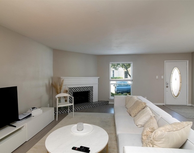 15924 Coolwood Drive - Photo Thumbnail 8