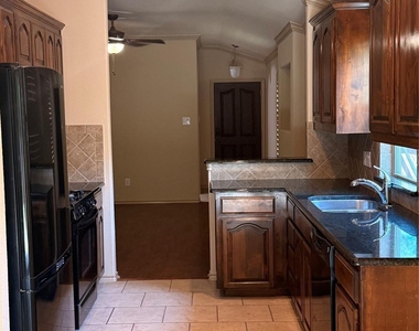 5049 Britton Ridge Lane - Photo Thumbnail 4
