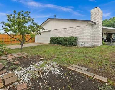 5124 Stanley Drive - Photo Thumbnail 17