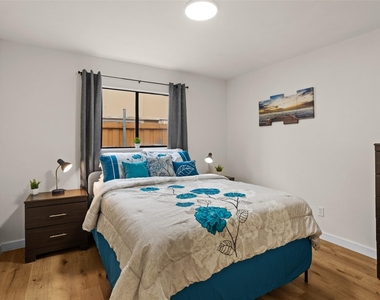 5124 Stanley Drive - Photo Thumbnail 12