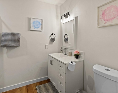 5124 Stanley Drive - Photo Thumbnail 13