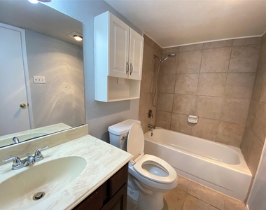 7139 Nutmeg Lane - Photo Thumbnail 13