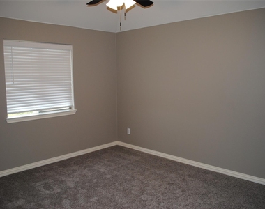 5108 Blackwood Drive - Photo Thumbnail 17