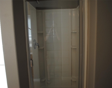 5108 Blackwood Drive - Photo Thumbnail 14