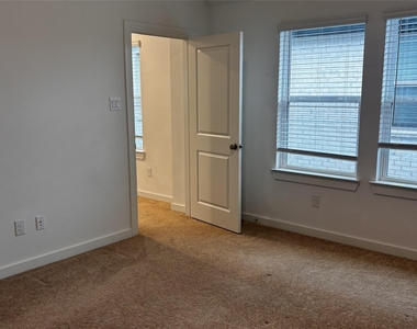 2828 Walden Road - Photo Thumbnail 20