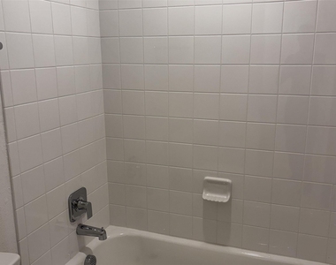 2828 Walden Road - Photo Thumbnail 11