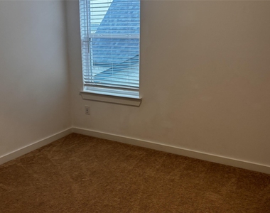 2828 Walden Road - Photo Thumbnail 15