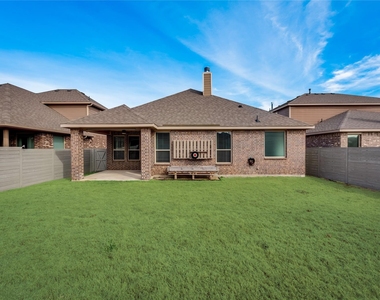 905 Dove Cove - Photo Thumbnail 18