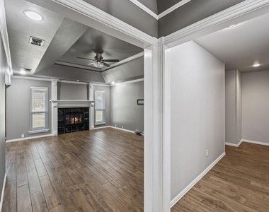 3505 Fox Meadows Drive - Photo Thumbnail 16