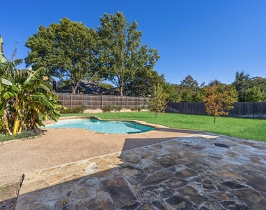 3505 Fox Meadows Drive - Photo Thumbnail 12