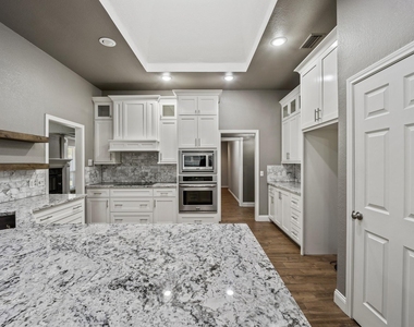 3505 Fox Meadows Drive - Photo Thumbnail 5