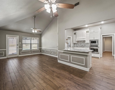 3505 Fox Meadows Drive - Photo Thumbnail 13