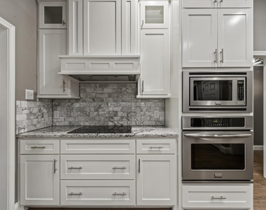 3505 Fox Meadows Drive - Photo Thumbnail 4