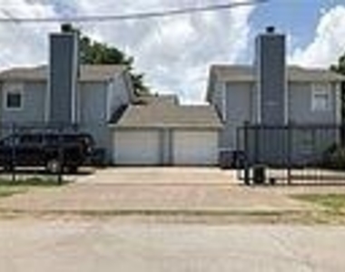 5326 Columbia Avenue - Photo Thumbnail 20