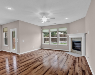 3713 Limousine Parkway - Photo Thumbnail 15